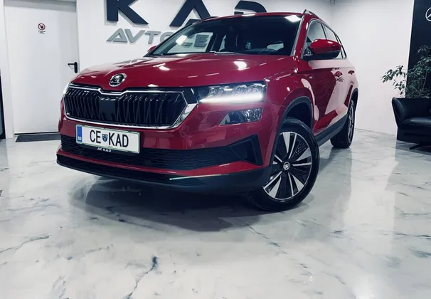 Zunanja slika - Škoda Karoq - TOUR-1.0 TSI 81kW-LED-ALU-KLJUKA-GRETJE VOLANA... - 1