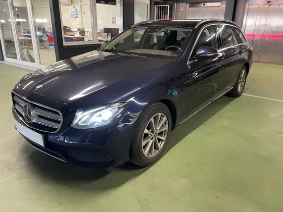 Zunanja slika - Mercedes-Benz E-Razred - E 200 d T Avantgarde Avt. LED.NAVI.KAMERA.ACC. - 1