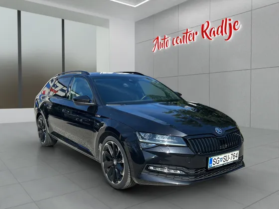 Zunanja slika - Škoda Superb - Combi 4x4 2,0 TSI DSG - 1