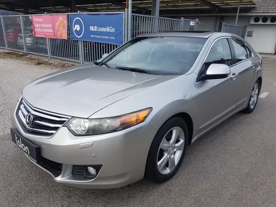 Zunanja slika - Honda Accord - 2,2i DTEC Executive - 1