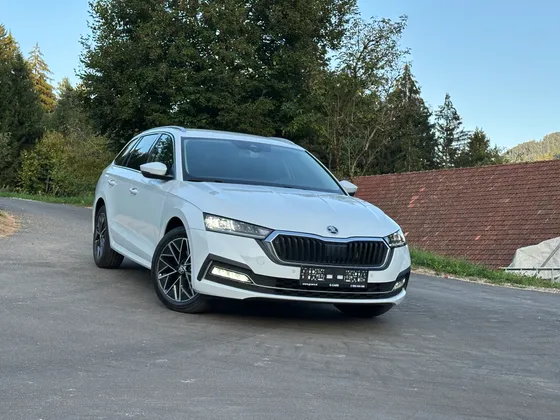 Zunanja slika - Škoda Octavia - Combi 2.0 TDI Style DSG - 1