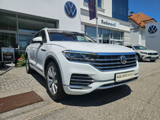 Zunanja slika - Volkswagen Touareg - 4motion V6 TDI BMT Atmosphere - 1