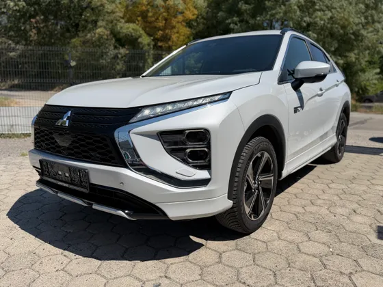 Zunanja slika - Mitsubishi Eclipse Cross - 4WD 2.4 PHEV | 1.Lastnik | 4WD | TOP Oprema - 1