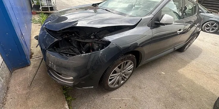 Zunanja slika - Renault Mégane - Megane  Berline 1.6 16V Dynamique - 1