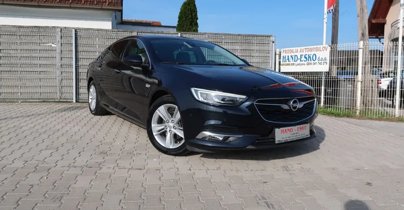 Zunanja slika - Opel Insignia - 1.6 ECOTEC CDTI 81KW INNOVATION-USNJE-KAMERA-LED - 1