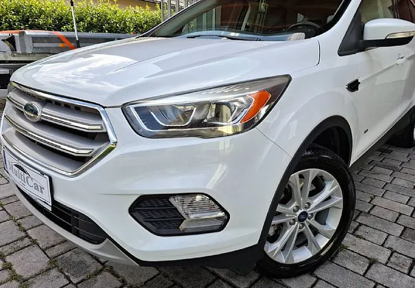 Zunanja slika - Ford Kuga - 4x4 2.0 TDCi TITANIUM Powershift - 1