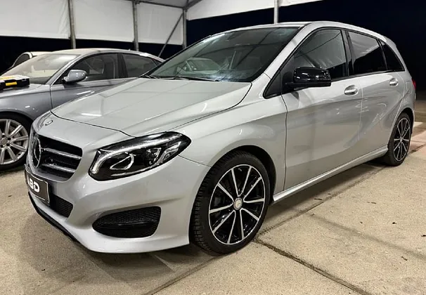 Zunanja slika - Mercedes-Benz B-Razred - B 200 d 4MATIC AMG AUT 1.LASTNIK LED KAMERA ACC - 1