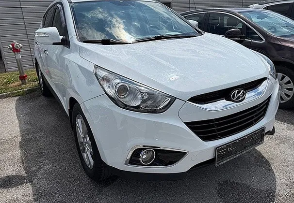 Zunanja slika - Hyundai ix35 - 4WD 2.0 CRDi - 1